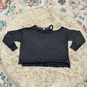 Pilcro open shoulder sweater size XL